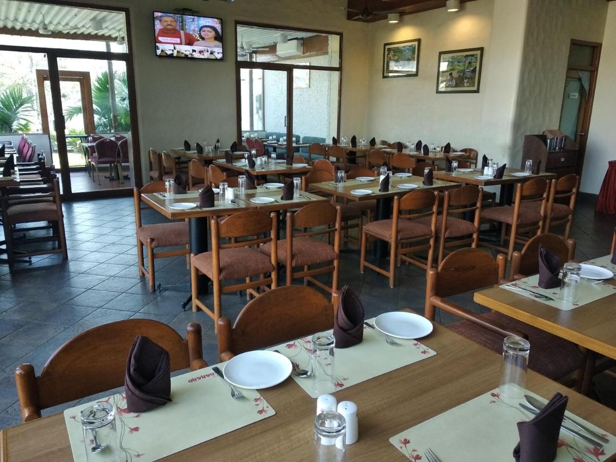Chryso Hotels Pvt Ltd Ankleshwar Dış mekan fotoğraf