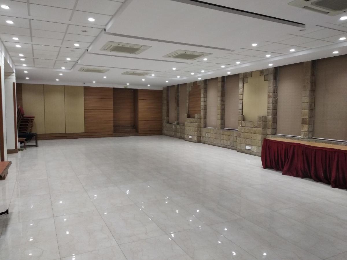 Chryso Hotels Pvt Ltd Ankleshwar Dış mekan fotoğraf