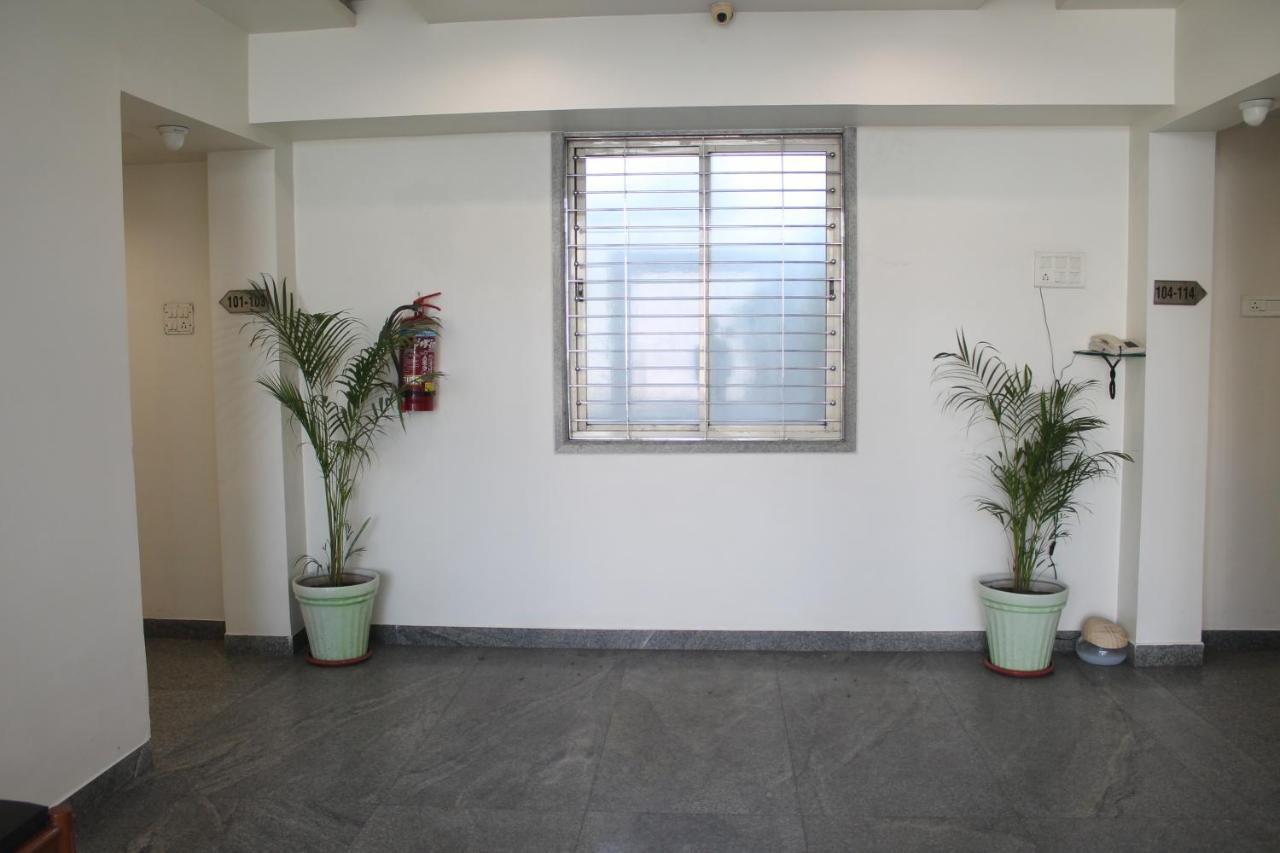 Chryso Hotels Pvt Ltd Ankleshwar Dış mekan fotoğraf