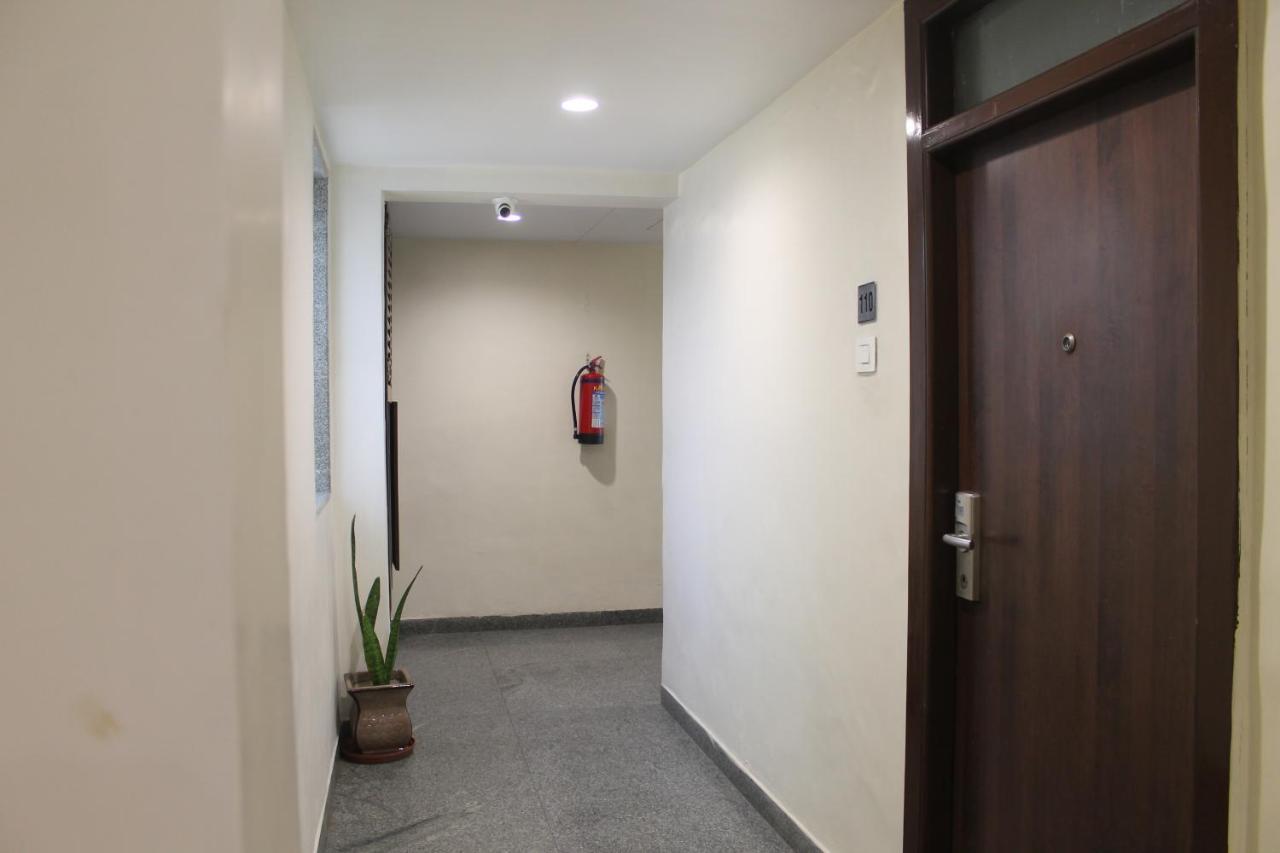 Chryso Hotels Pvt Ltd Ankleshwar Dış mekan fotoğraf